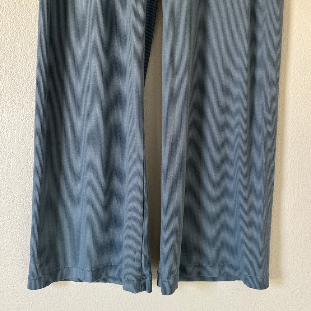 SKIMS Wide Leg Lounge Pants in Gray and Teal Blue - Picture 3 of 15